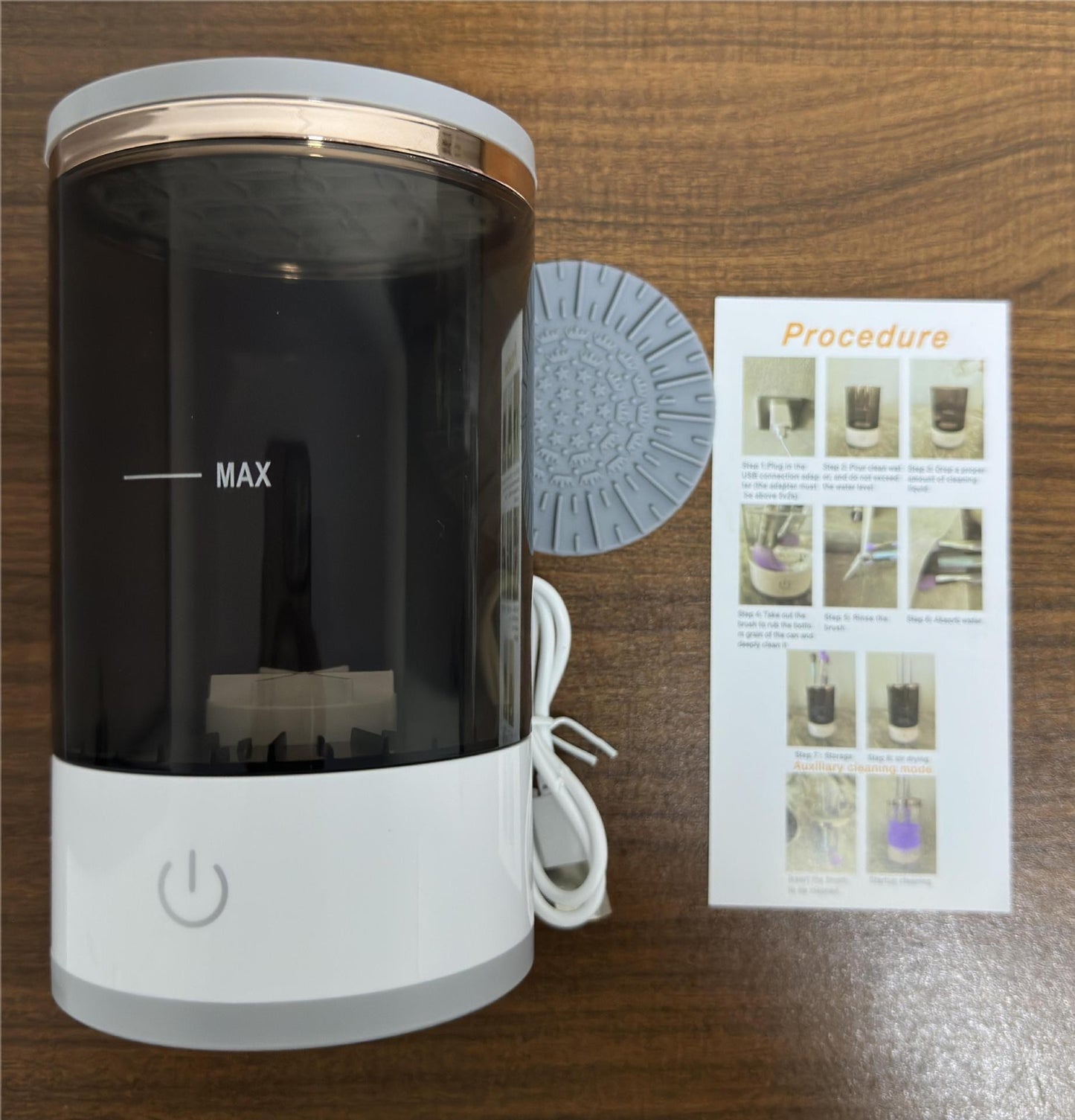 💖 Cross-border 2024 新登場 — USB直挿し式 自動メイクブラシクリーナー 💖